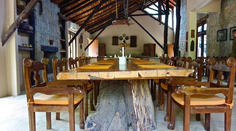 Pugdundee safaris - Kanha Earth Lodge, Kanha 5